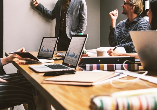 10 Tips for Developing a Strong Online Presence for Your Roofing Business